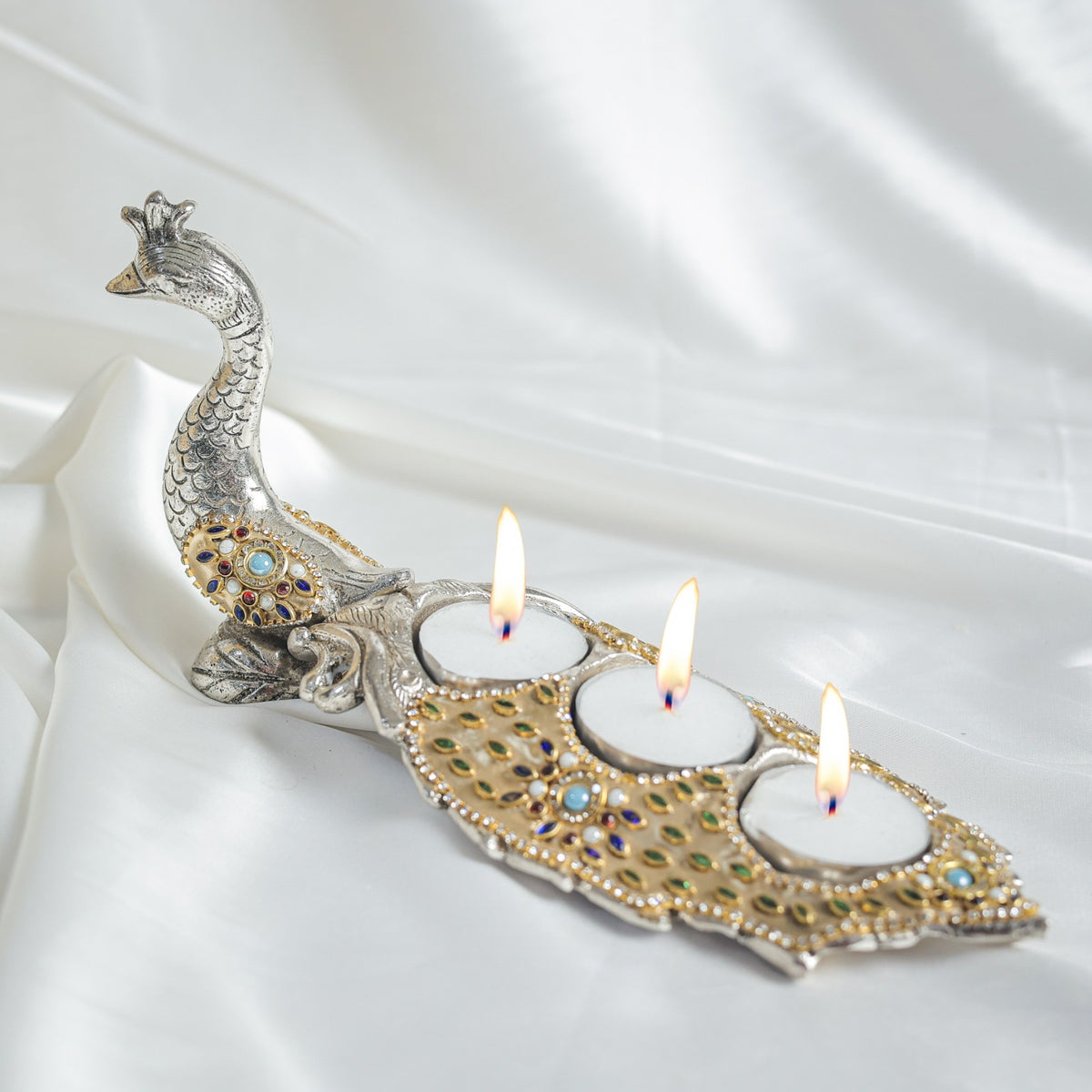 Golden Stone Peacock Hamper