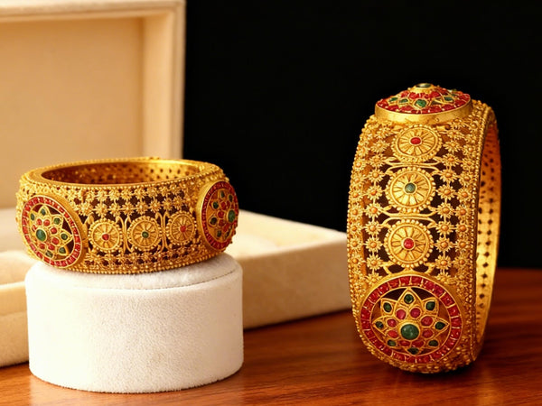 Matte gold bangle