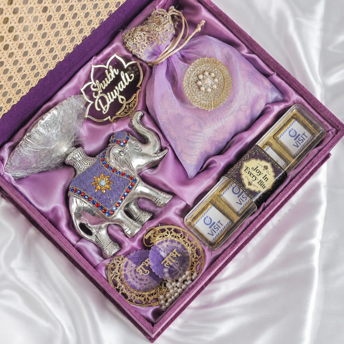 Divyam Hamper Box