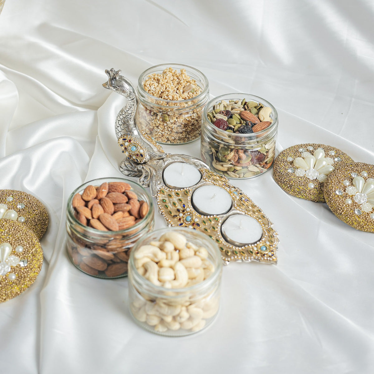 Golden Stone Peacock Hamper
