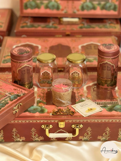 Buland Darwaza 6-in-1 Gift Box