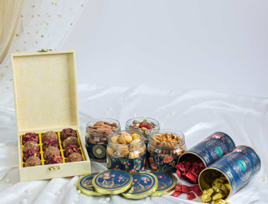 Lotus 4 Jar , 2 Tin & Cavity Gift Box